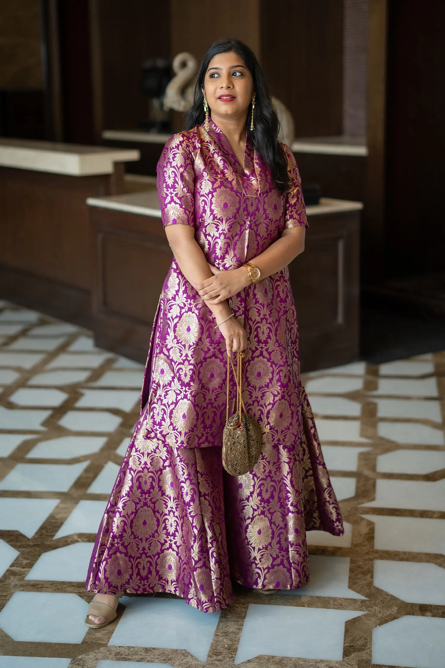 Wine brocate sharara