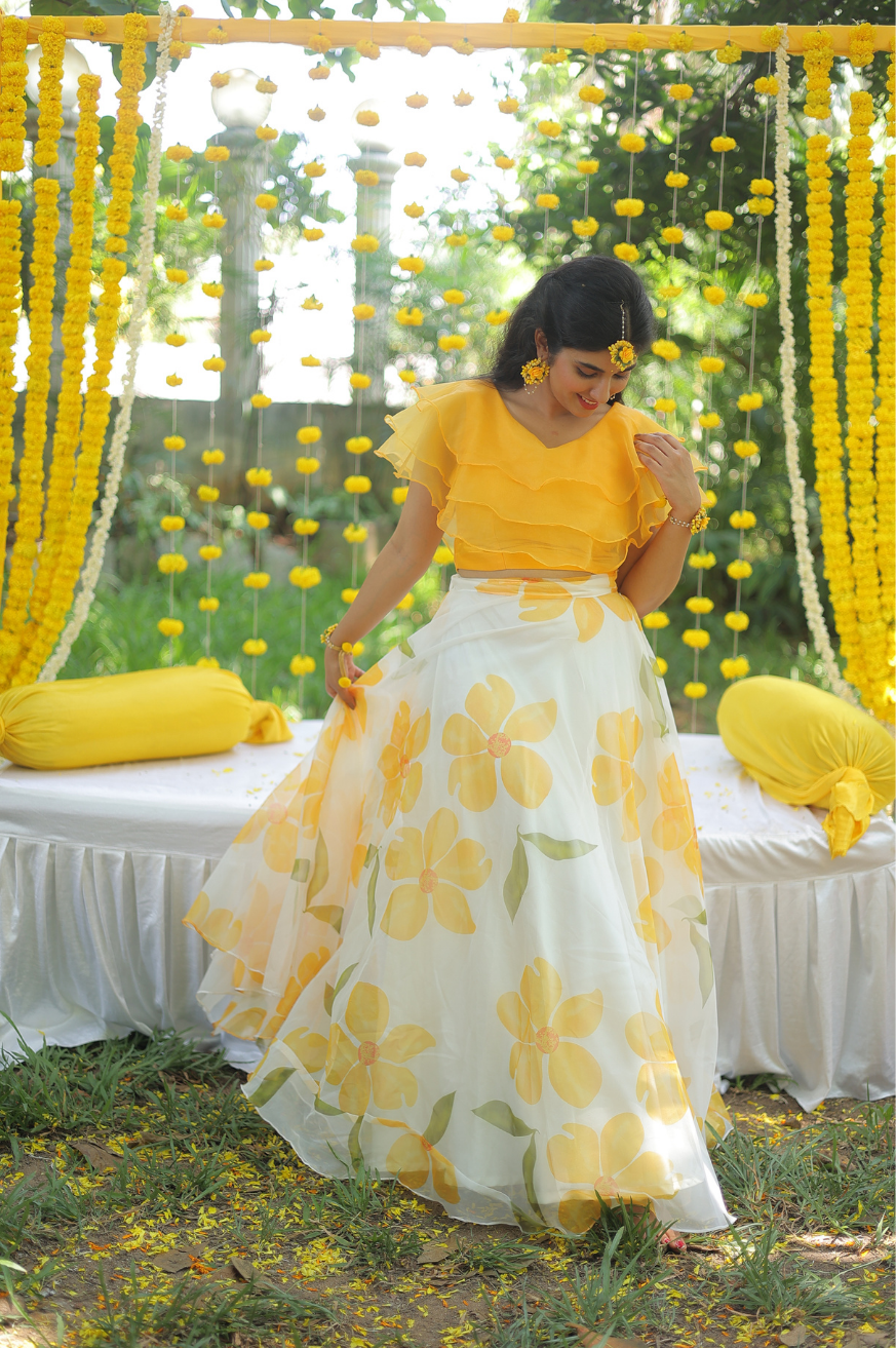 Haldhi pragya-Daisy delight ruffled set